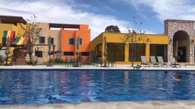 Depa En San Miguel De Allende Zirandaro Con Piscina 외부 사진